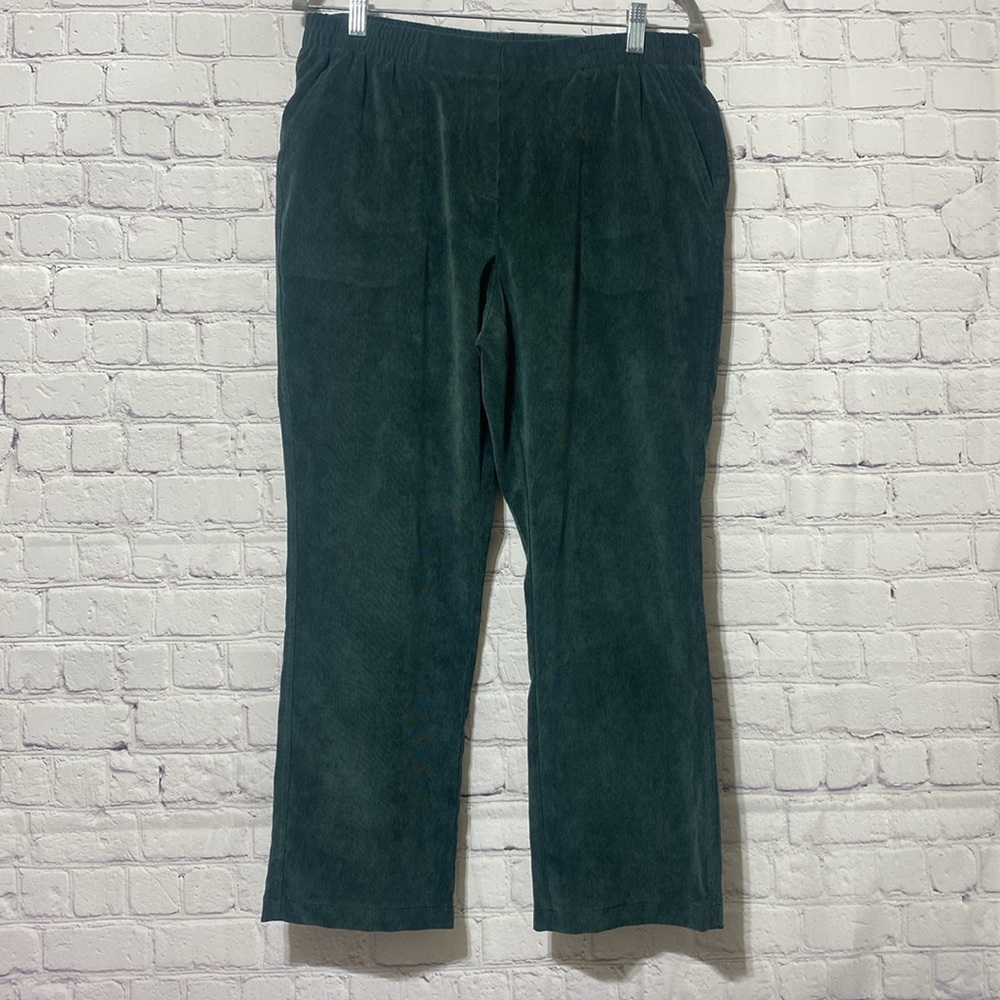 Alison Daley women petite pant